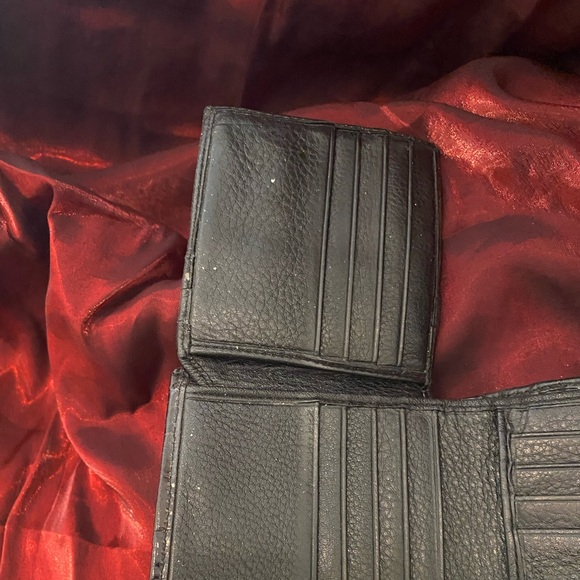 Brighton Wallet - Picture 4 of 9